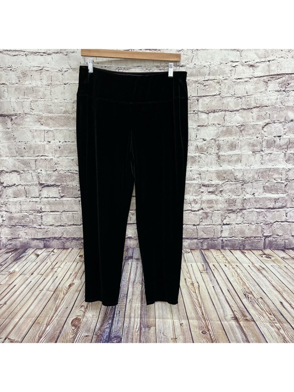 J.Jill Wearever Collection Black Velour Tapered Leg Leggings